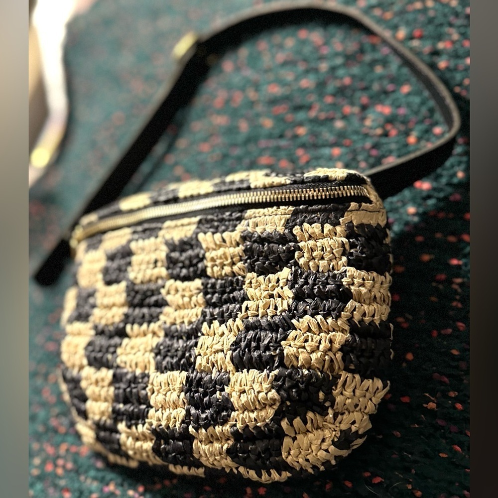 SOLD OUT Clare V Belt Bag NWT Checkerboard Raffia Woven Crossbody Rare - Picture 8 of 16